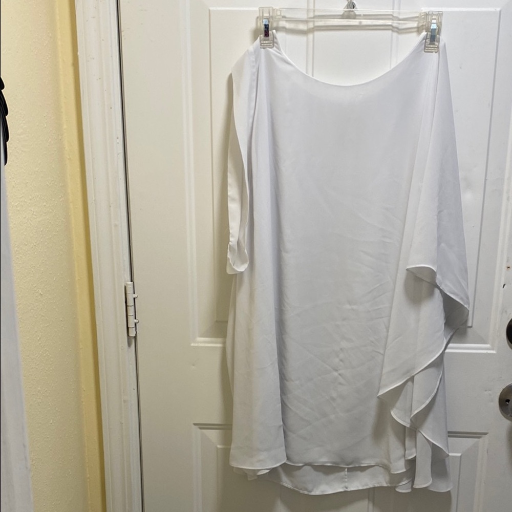 Chico’s women Elegant White Asymmetrical Dress